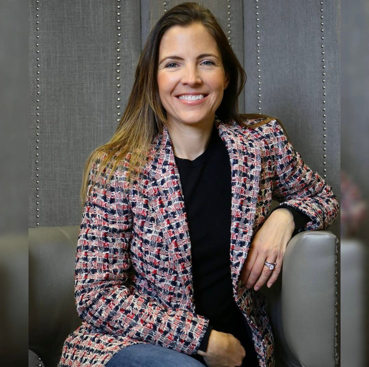 Tailored_womens_suit.jpg